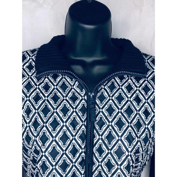 Jacket - Picture 4 of 9